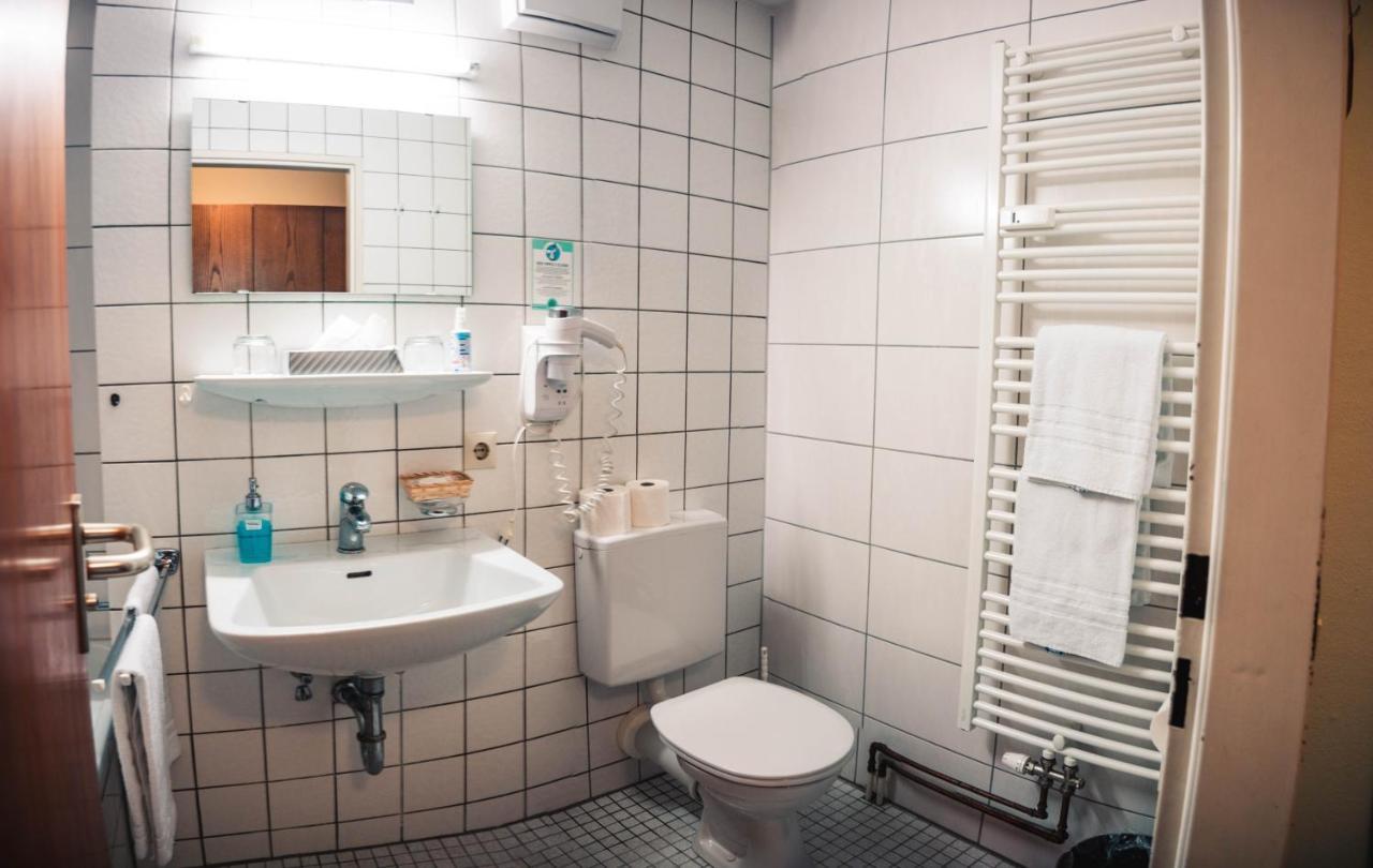 Hotel Quellenhof באד אוראך מראה חיצוני תמונה