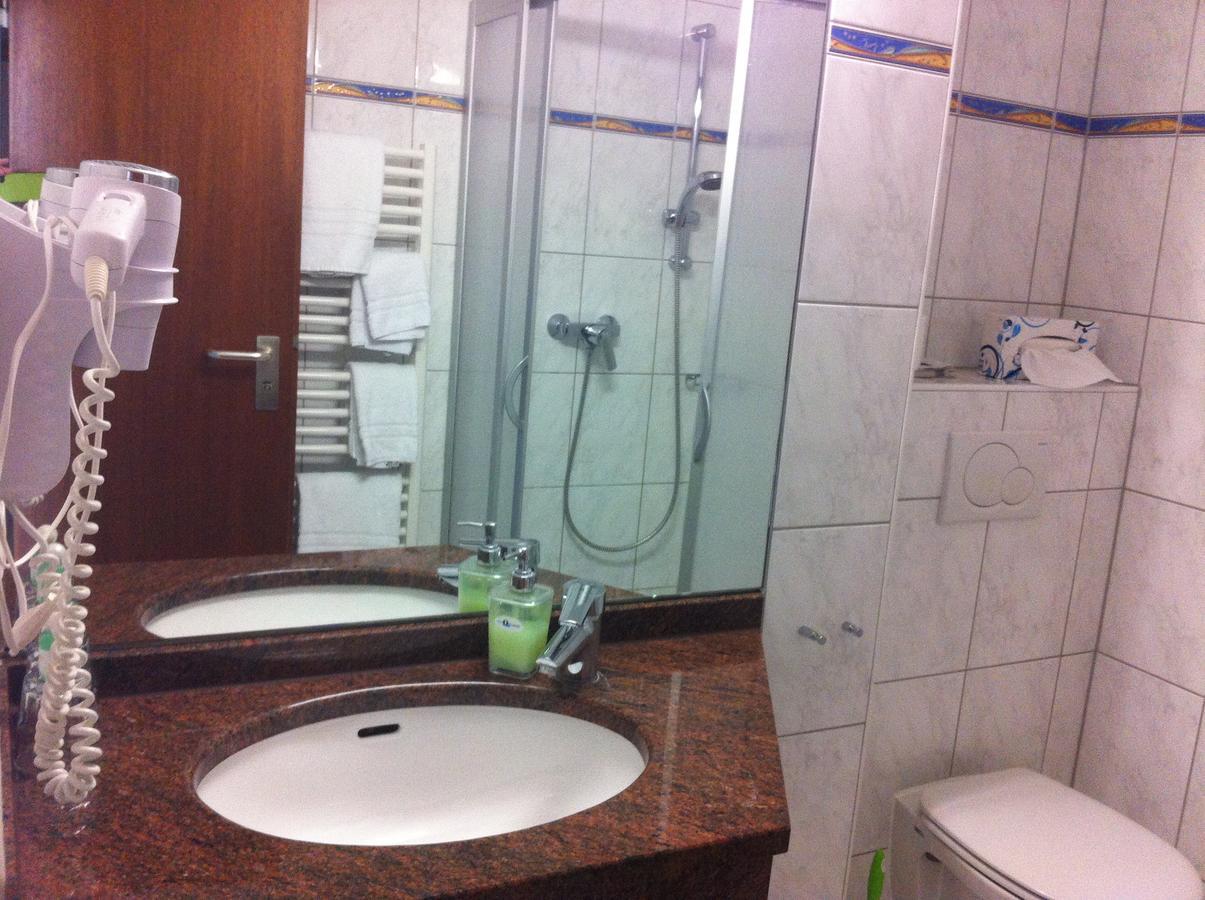 Hotel Quellenhof באד אוראך מראה חיצוני תמונה